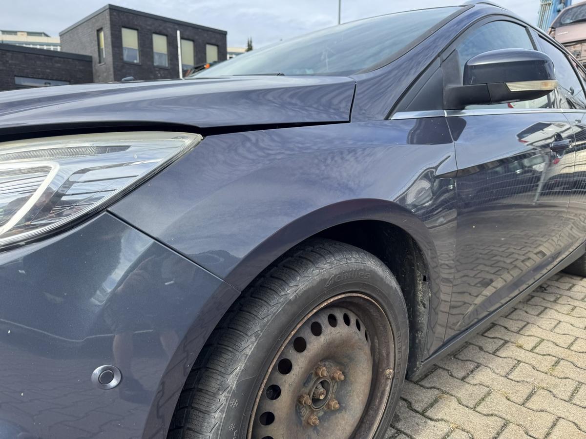 Ford Focus 3 original Kotfl&uuml;gel vorn links Midnight SkyGrau Bj.2011